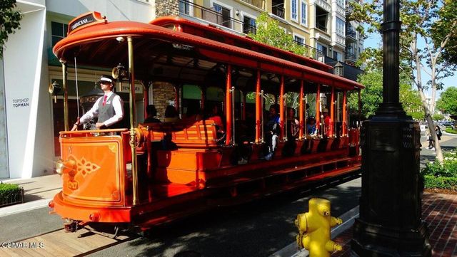 1234 N Everett Street, Glendale, CA 91207