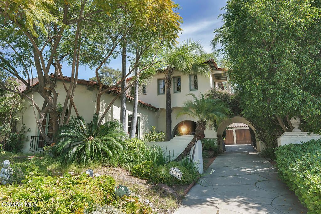 1234 N Everett Street, Glendale, CA 91207