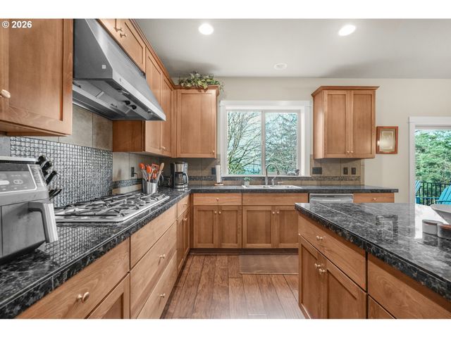 10767 Se TURNBERRY Loop, Happy Valley, OR 97086