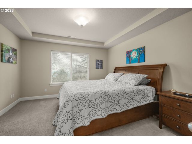 10767 Se TURNBERRY Loop, Happy Valley, OR 97086