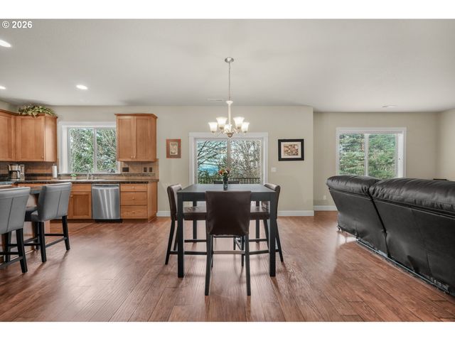 10767 Se TURNBERRY Loop, Happy Valley, OR 97086