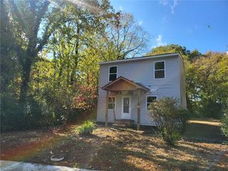 3113 Ironbound RD, Williamsburg, VA 23185