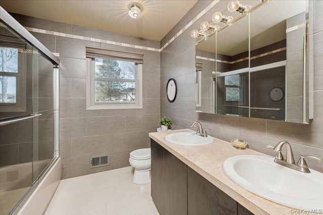 4 Seymour Drive, New City, NY 10956