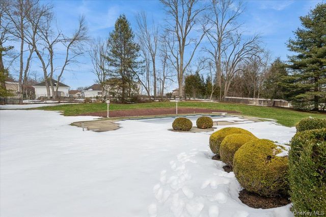 4 Seymour Drive, New City, NY 10956