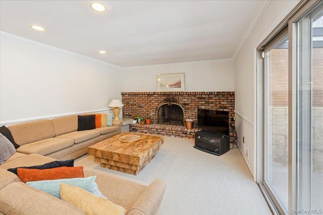 4 Seymour Drive, New City, NY 10956