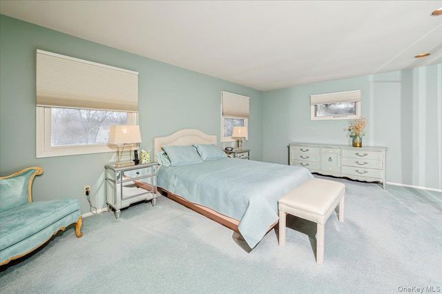 4 Seymour Drive, New City, NY 10956