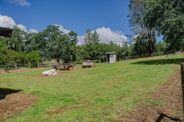 2640 Hoboken Creek Rd, Greenwood, CA 95635