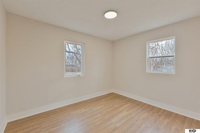 3305 N 38 Street, Omaha, NE 68111