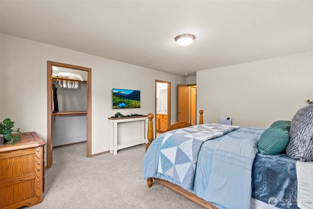 2422 Boulevard Heights Loop SE, Olympia, WA 98501