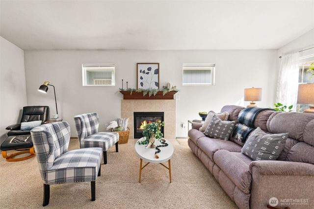 2422 Boulevard Heights Loop SE, Olympia, WA 98501