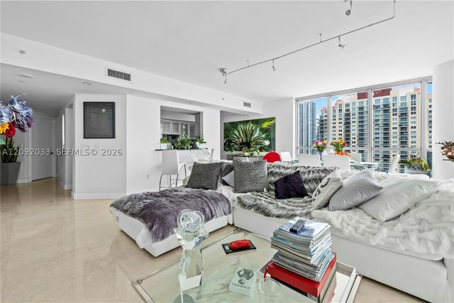 1331 Brickell Bay Dr 2601, Miami, FL 33131