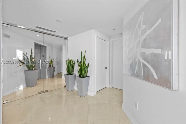 1331 Brickell Bay Dr 2601, Miami, FL 33131