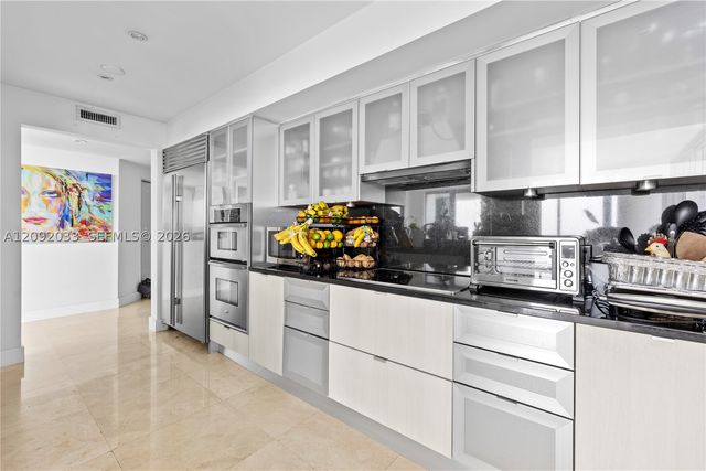 1331 Brickell Bay Dr 2601, Miami, FL 33131