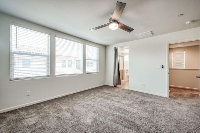 6052 E Bishop Lane, Fresno, CA 93727