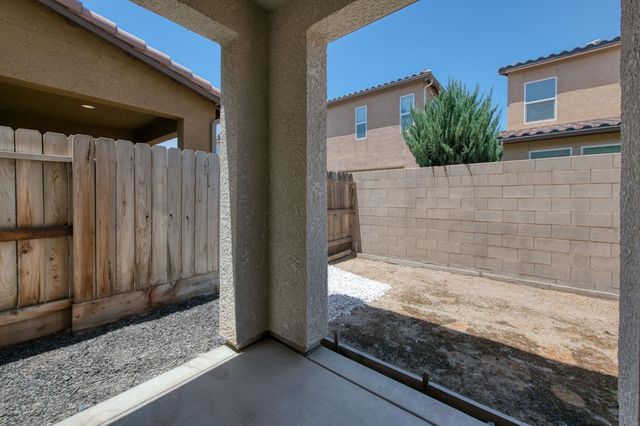 6052 E Bishop Lane, Fresno, CA 93727
