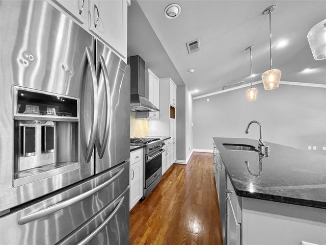 4012 Dillard Court, Dallas, TX 75209