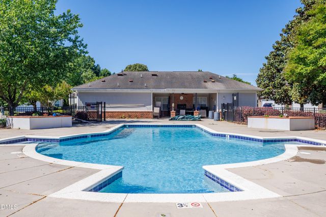 615 Oakfield Trail, Mebane, NC 27302