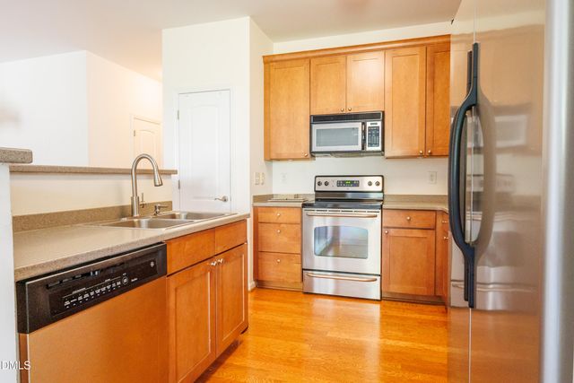 615 Oakfield Trail, Mebane, NC 27302