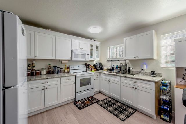 107 Catron Dr, Oakland, CA 94603