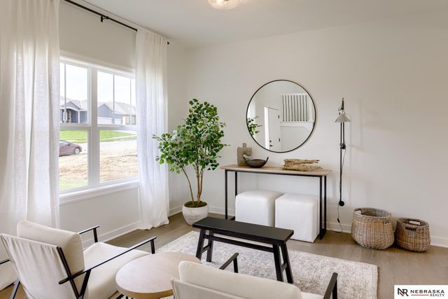 12104 S 109th Street, Papillion, NE 68046