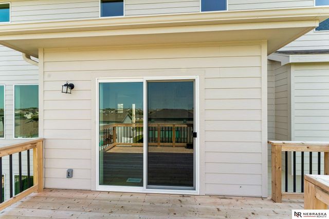 12104 S 109th Street, Papillion, NE 68046