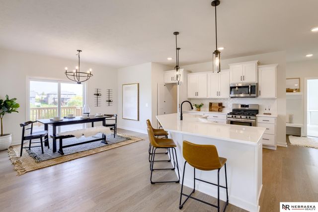 12104 S 109th Street, Papillion, NE 68046