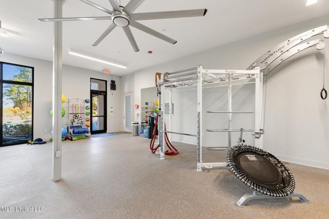 2501 Bienville Boulevard, 137, Ocean Springs, MS 39564