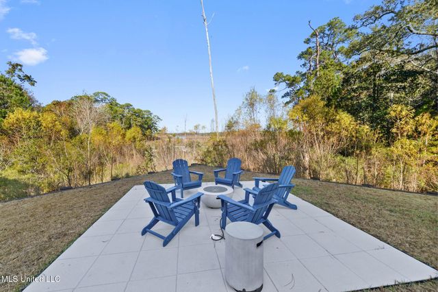 2501 Bienville Boulevard, 137, Ocean Springs, MS 39564