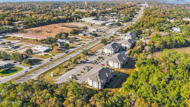 2501 Bienville Boulevard, 137, Ocean Springs, MS 39564