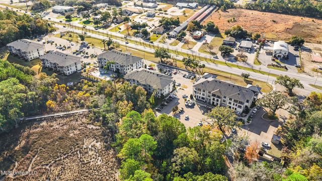 2501 Bienville Boulevard, 137, Ocean Springs, MS 39564