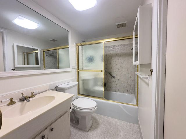 2381 Sunset Avenue 414, Lake Worth Beach, FL 33461