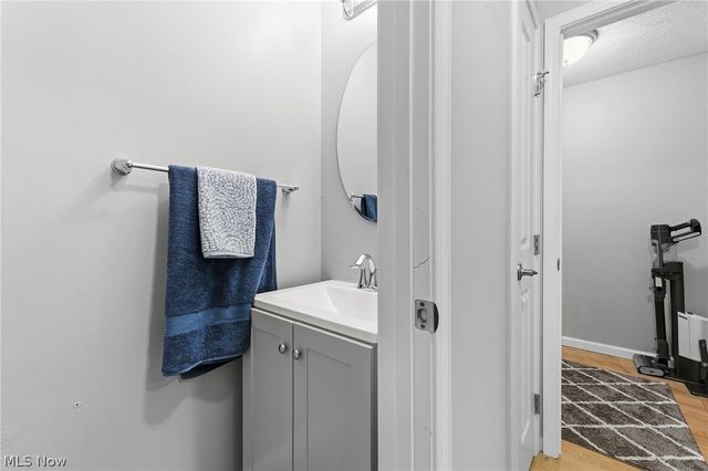 6401 Fawn Lane, North Ridgeville, OH 44039