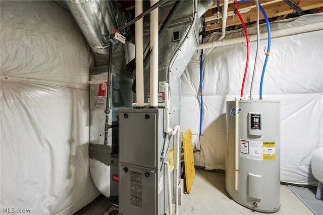 6401 Fawn Lane, North Ridgeville, OH 44039