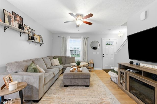 6401 Fawn Lane, North Ridgeville, OH 44039