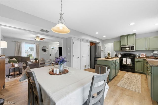 6401 Fawn Lane, North Ridgeville, OH 44039