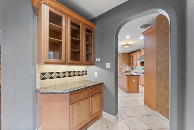 7938 Wooded Way Drive, Spring, TX 77389