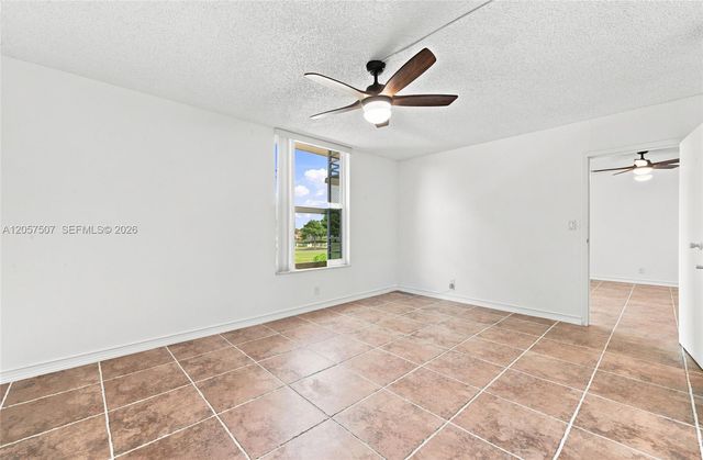 8421 Lagos De Campo Boulevard 202T, Tamarac, FL 33321