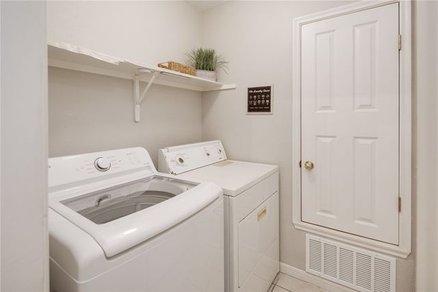 3802 Springfield Drive, College Station, TX 77845