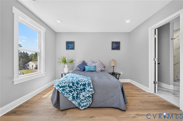 517 St Andrew St, Petersburg, VA 23803