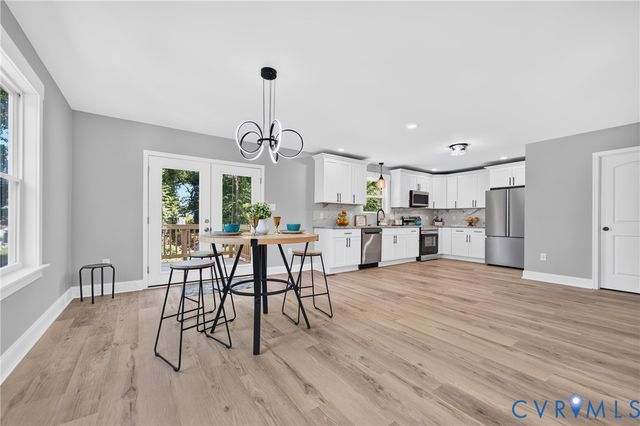 517 St Andrew St, Petersburg, VA 23803