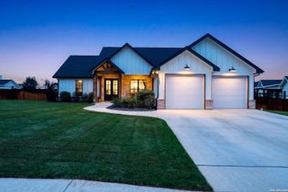 156 Woodbridge Dr, La Vernia, TX 78121