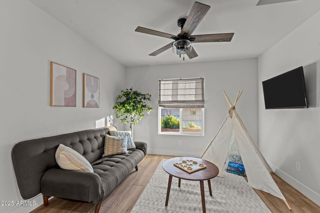 Image 28 of property listing at 7336 N 181ST Avenue, Waddell, AZ 85355