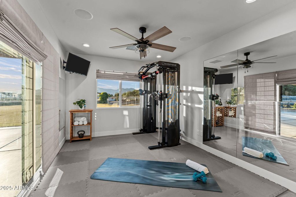 Image 36 of property listing at 7336 N 181ST Avenue, Waddell, AZ 85355