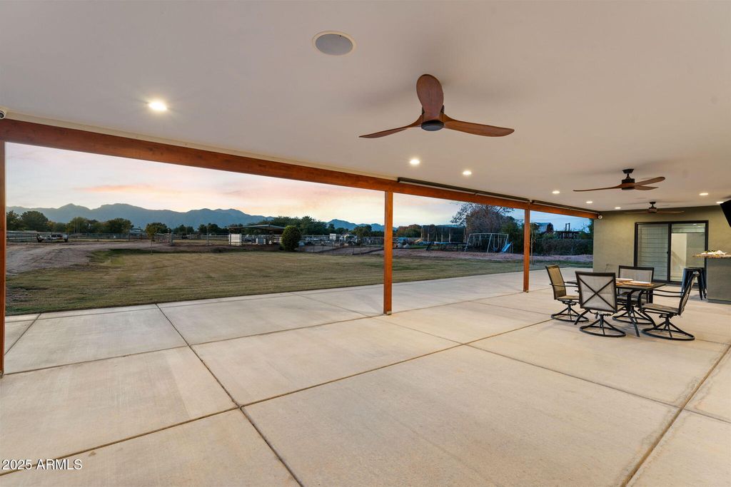 Image 42 of property listing at 7336 N 181ST Avenue, Waddell, AZ 85355