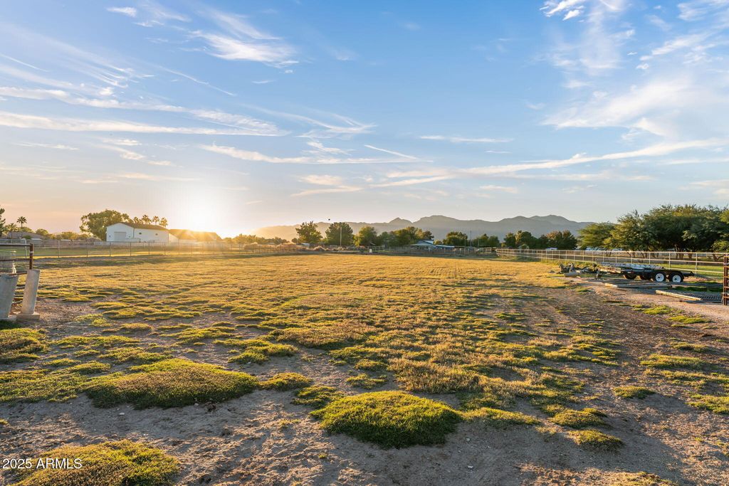 Image 45 of property listing at 7336 N 181ST Avenue, Waddell, AZ 85355