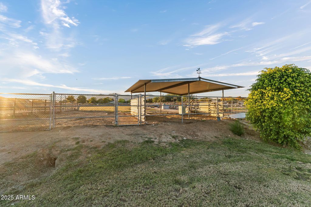 Image 49 of property listing at 7336 N 181ST Avenue, Waddell, AZ 85355