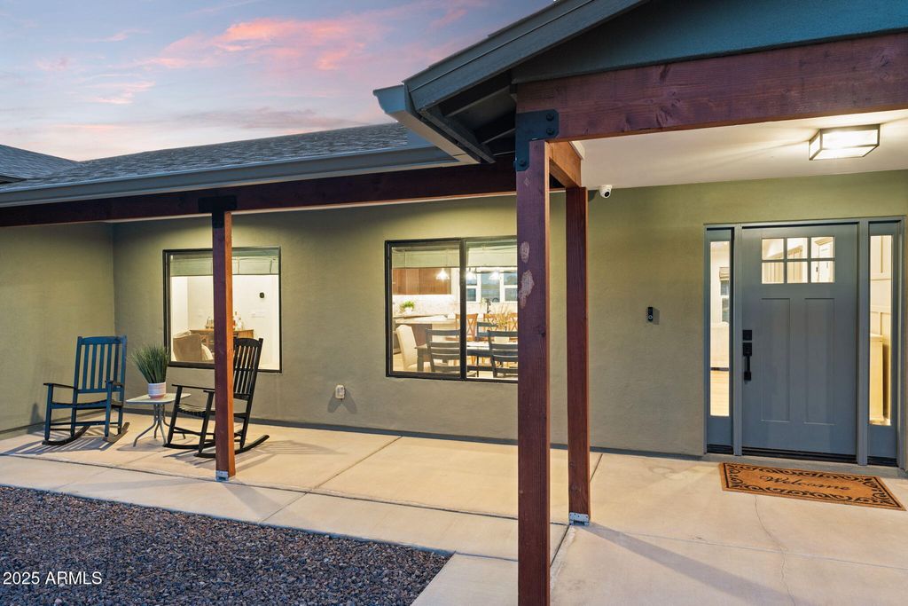 Image 5 of property listing at 7336 N 181ST Avenue, Waddell, AZ 85355