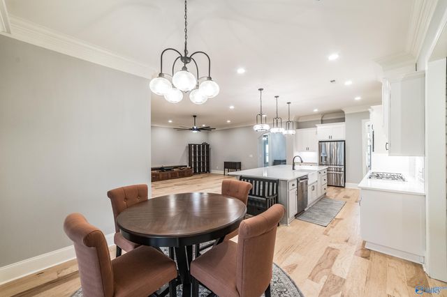 1314 Pecan Point Way SE, Huntsville, AL 35803