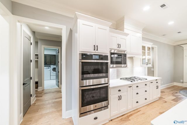 1314 Pecan Point Way SE, Huntsville, AL 35803