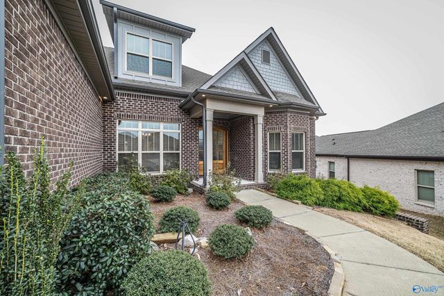 1314 Pecan Point Way SE, Huntsville, AL 35803